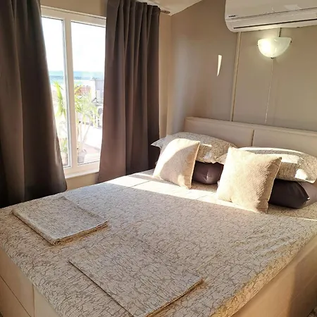 The White House 4* 内塞伯尔