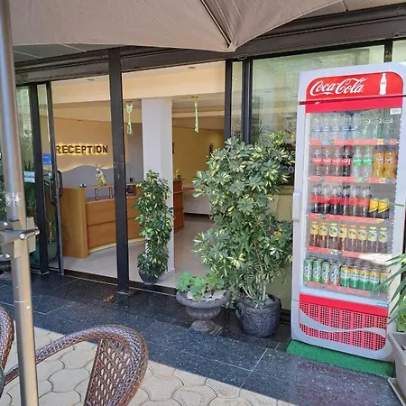 The White House 4* 内塞伯尔