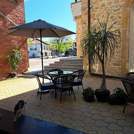 The White House 招待所