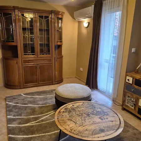 The White House 内塞伯尔