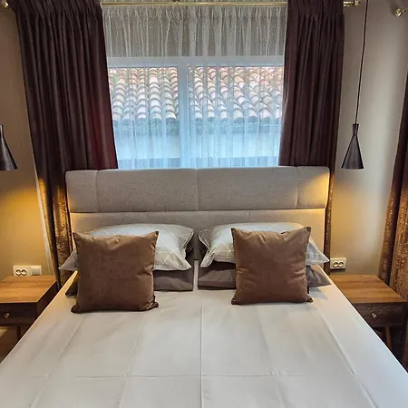 Gasthuis The White House 3*