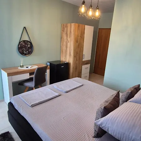 The White House 内塞伯尔