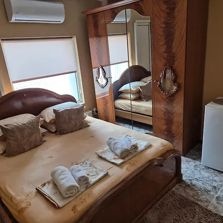 The White House 内塞伯尔