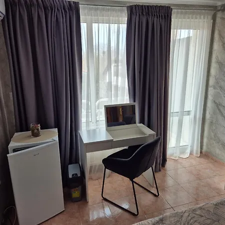 Gasthuis The White House 3*