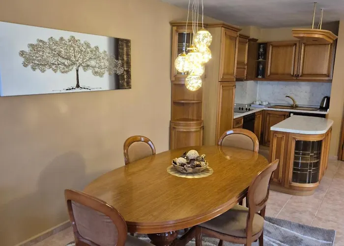 Vendégház The White House 4*