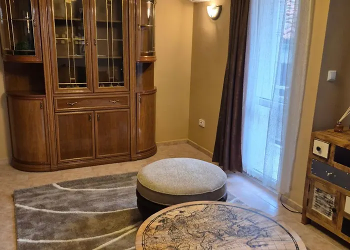 The White House Neszebar