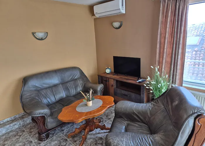 The White House Neszebar